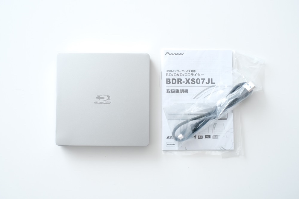 Pioneer BDR-XS07JL』レビュー｜MacBookに調和するUSB-C対応のBD